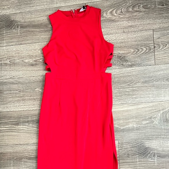 Lulus Dresses & Skirts - Lulu’s floor-length dress, size M